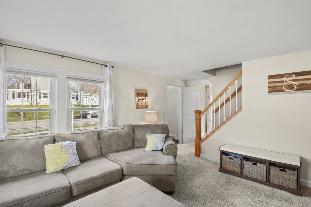 2 Birch Hill Road Worcester, MA 01606 - Photo 7 of 29 Gallery Image 7