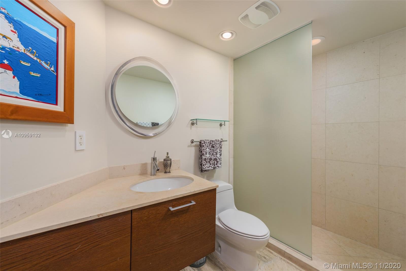 450 Alton Road, Unit 1807 Miami Beach, FL 33139 - Photo 33 of 58
