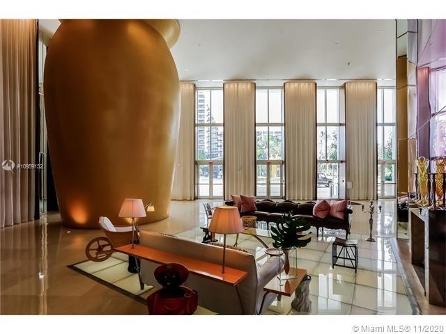 450 Alton Road, Unit 1807 Miami Beach, FL 33139 - Photo 48 of 58