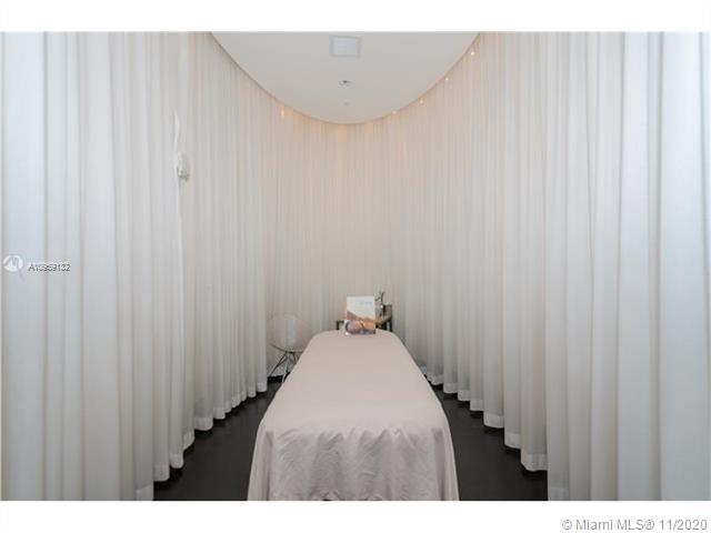 450 Alton Road, Unit 1807 Miami Beach, FL 33139 - Photo 57 of 58
