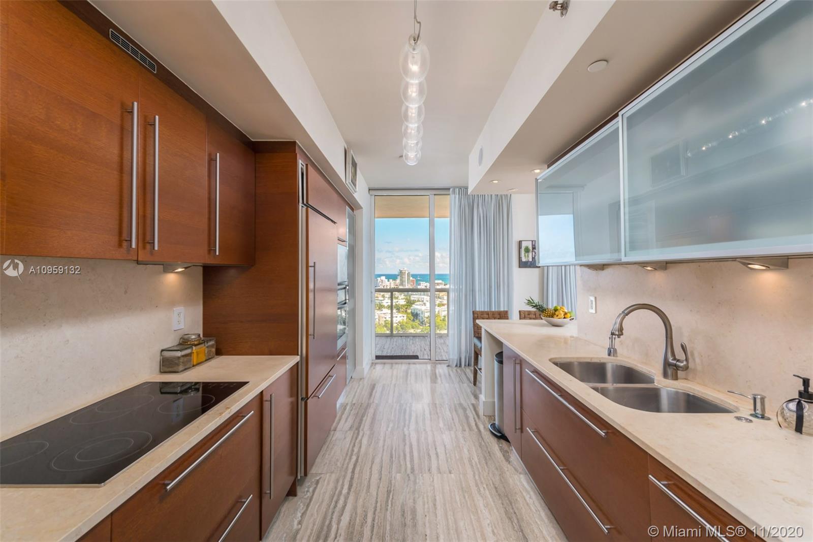 450 Alton Road, Unit 1807 Miami Beach, FL 33139 - Photo 9 of 58