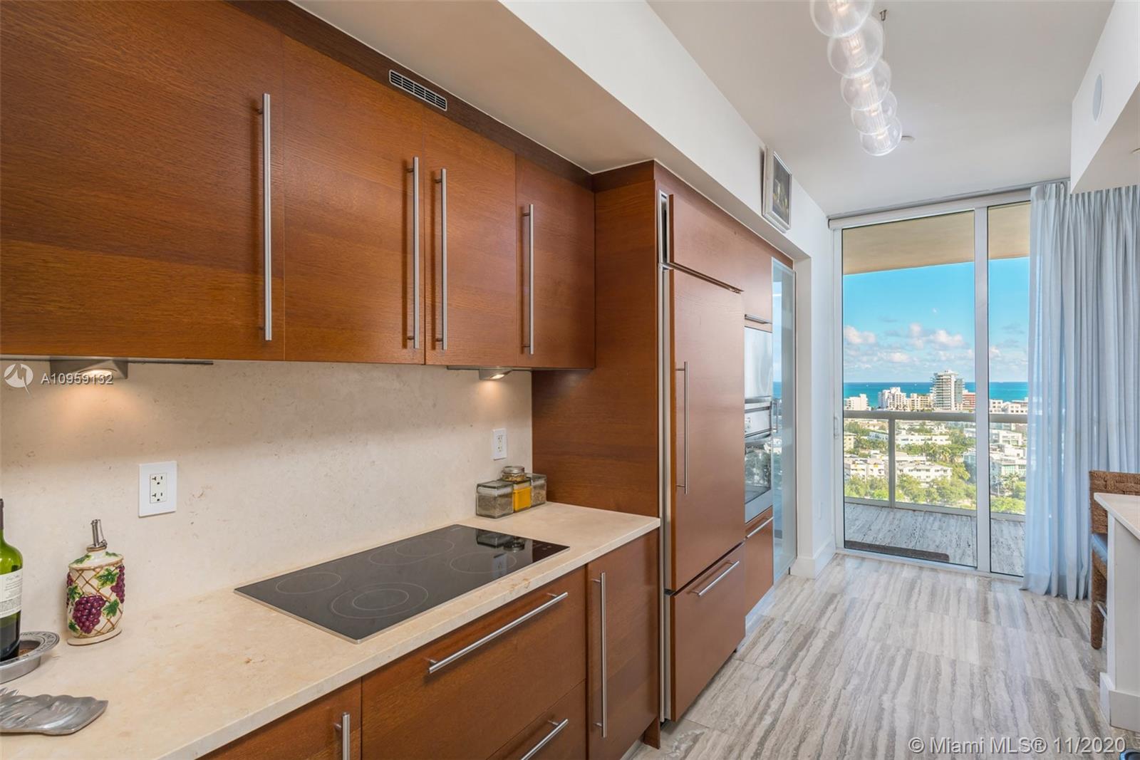 450 Alton Road, Unit 1807 Miami Beach, FL 33139 - Photo 10 of 58
