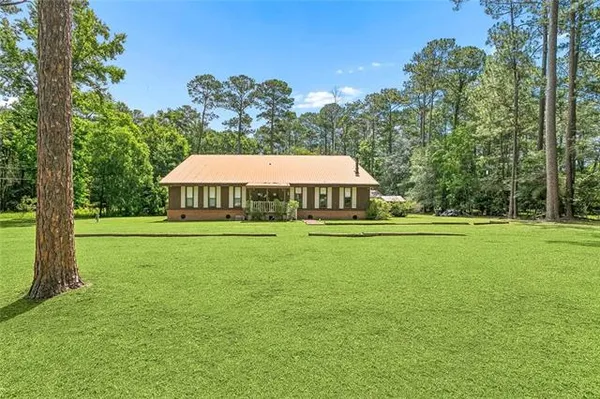 $349,000 | 69492 Sixth Avenue, Covington, LA 70433