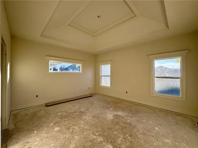 $535,000 | 10022 North Oakland Avenue, Kansas City, MO 64157