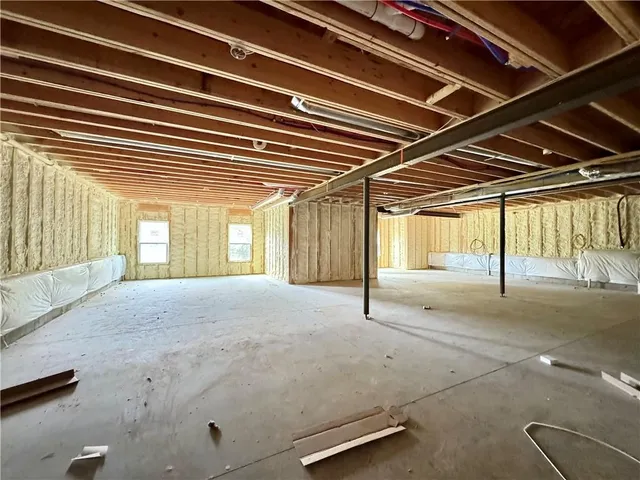 $540,000 | 10022 North Oakland Avenue, Kansas City, MO 64157