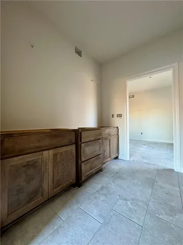 $535,000 | 10022 North Oakland Avenue, Kansas City, MO 64157