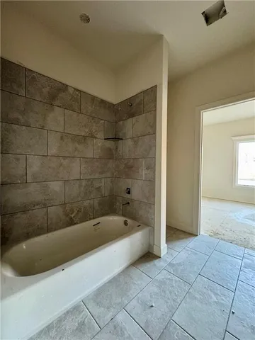 $535,000 | 10022 North Oakland Avenue, Kansas City, MO 64157