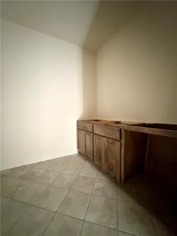 $535,000 | 10022 North Oakland Avenue, Kansas City, MO 64157