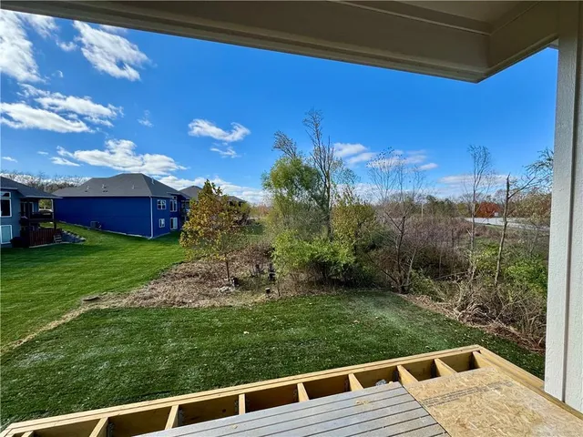 $540,000 | 10022 North Oakland Avenue, Kansas City, MO 64157