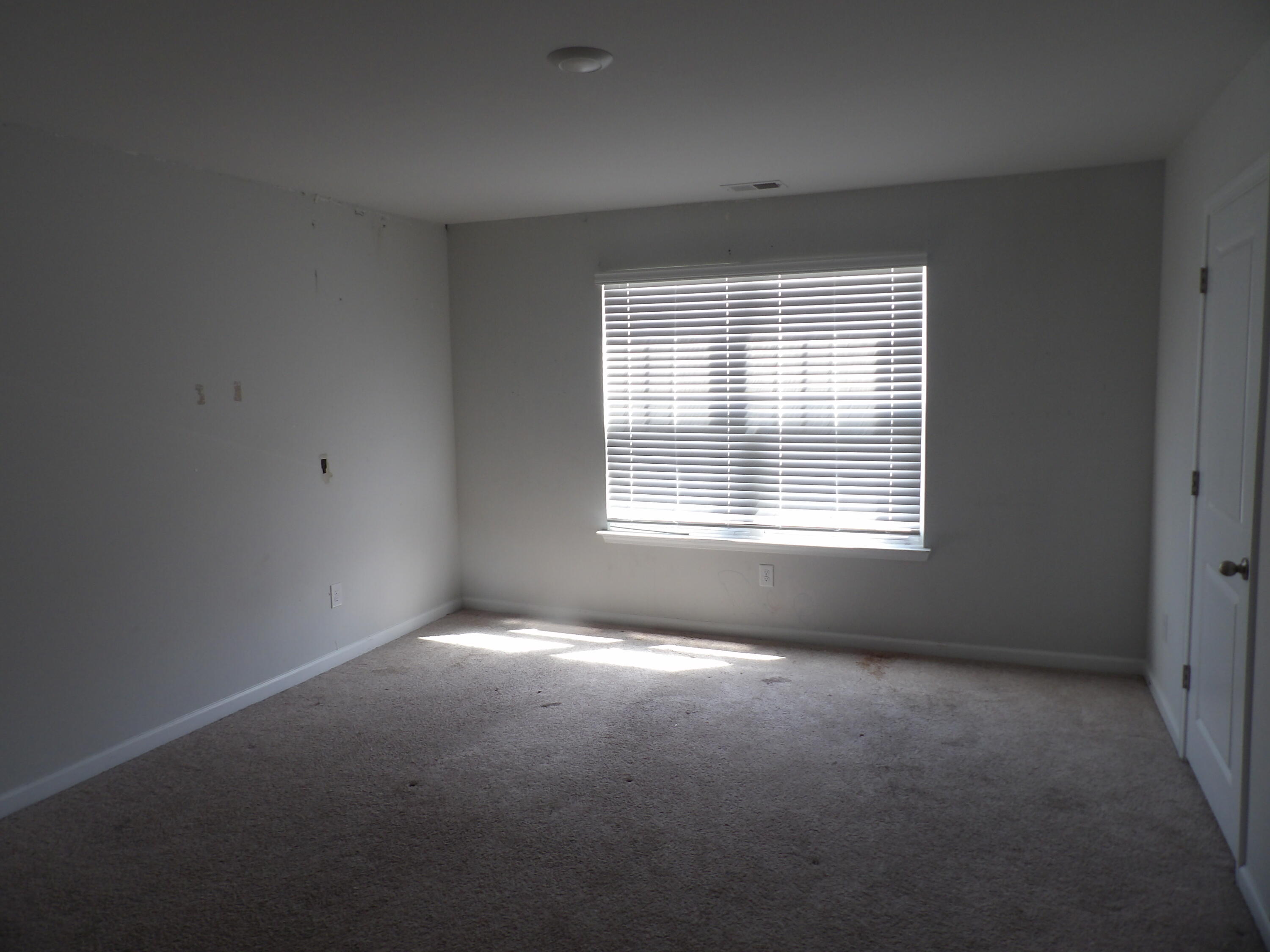 409 Cedarview Road Summerville, SC 29486 - Photo 10 of 16