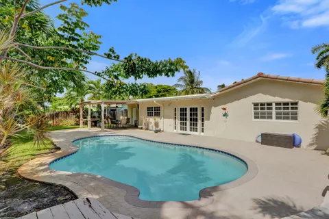 $824,000 | 1440 Southeast 4th Court, Deerfield Beach, FL 33441