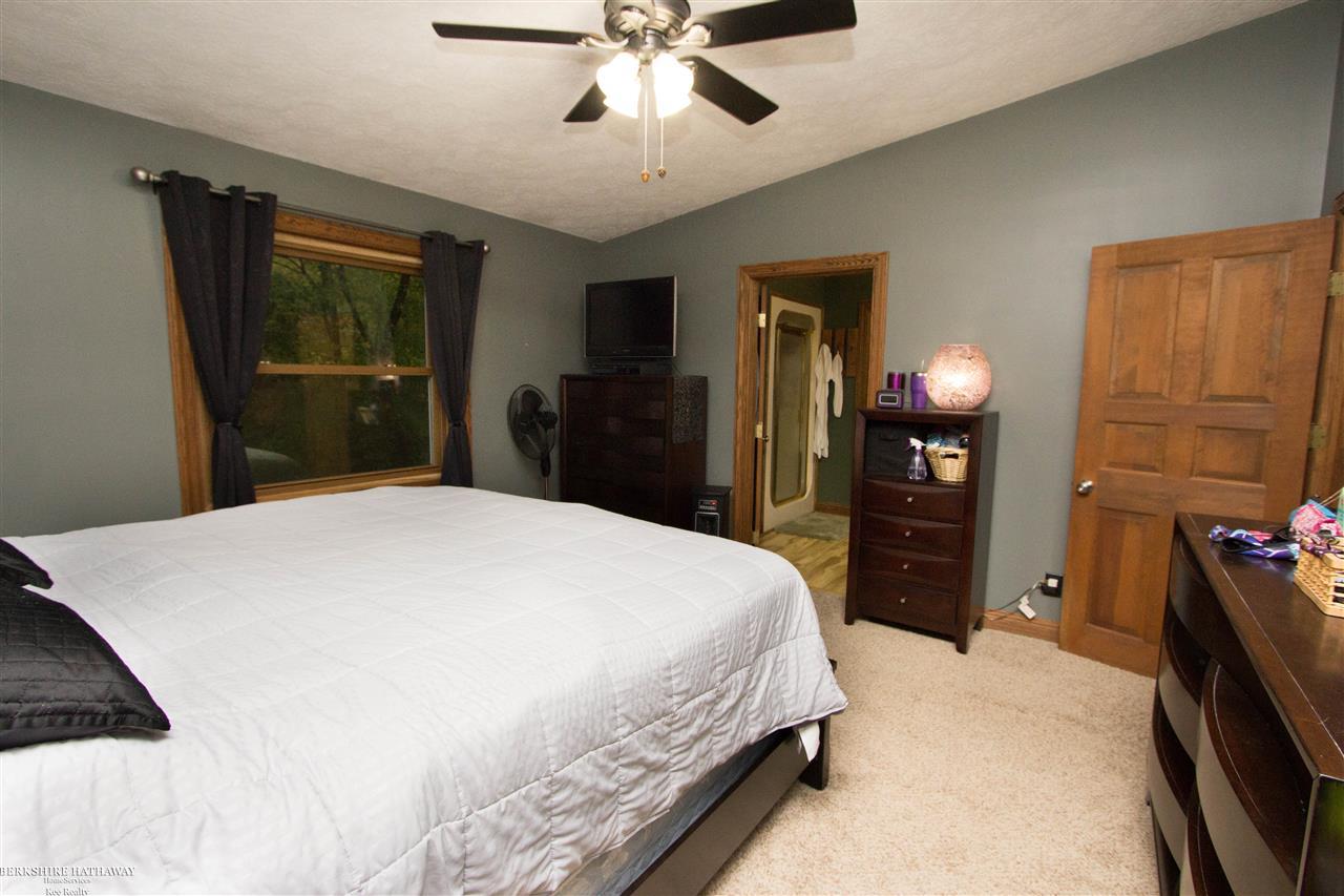 9630 Oakhurst Road Holly, MI 48442 - Photo 48 of 54 31332794-47.JPG