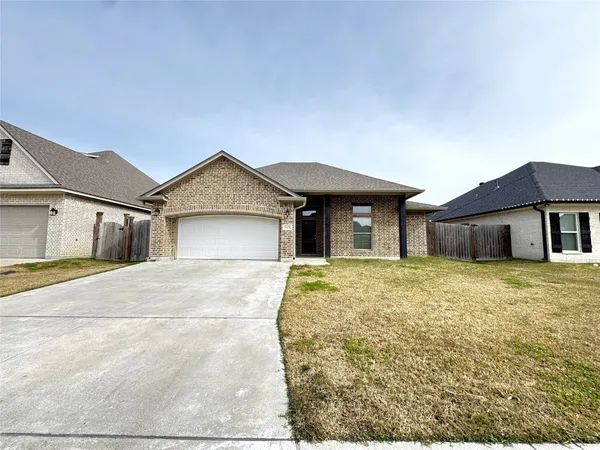$2,780 | 10430 Dominion Ranch Drive, Port Arthur, TX 77640