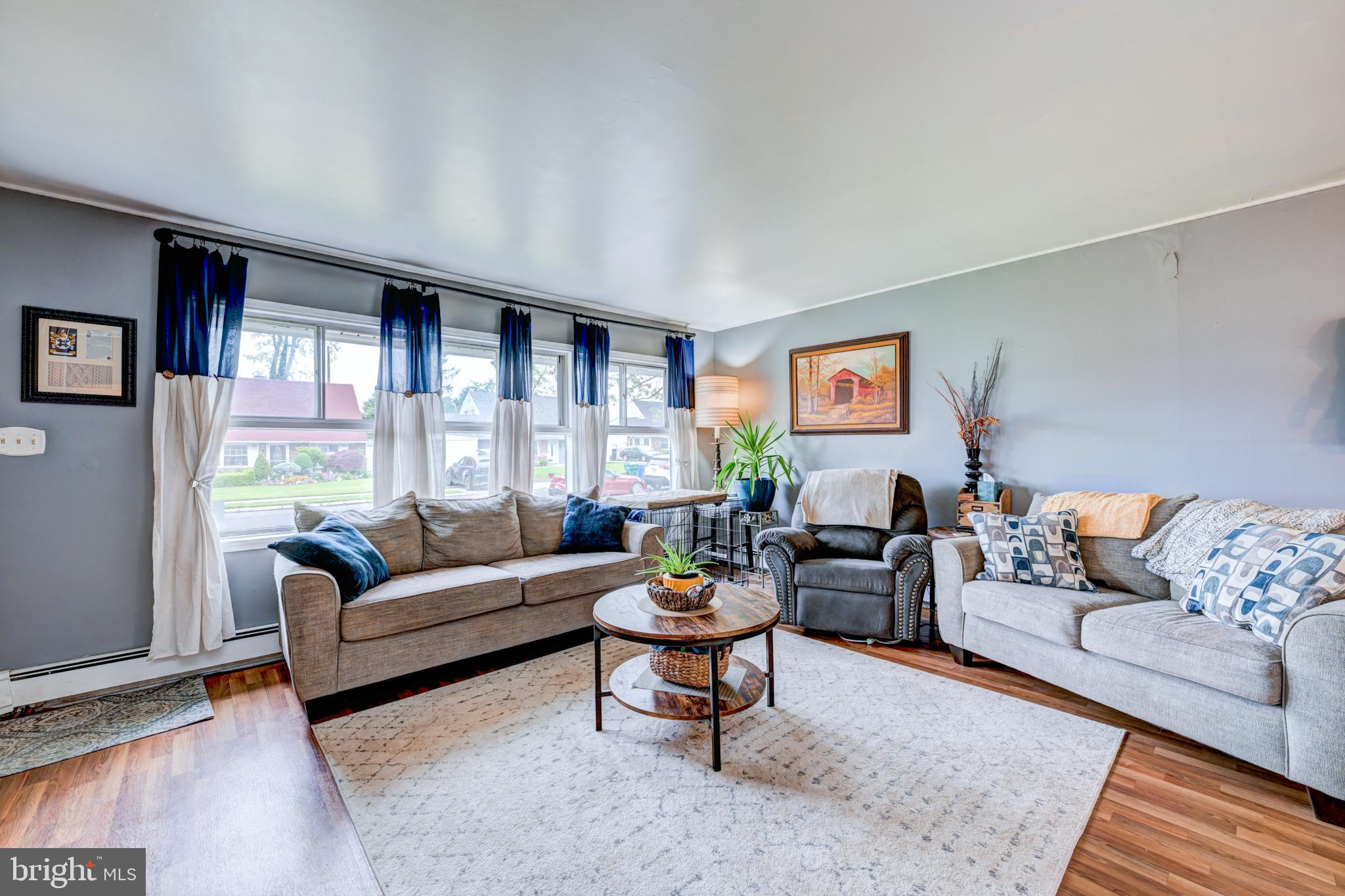 16 Indigo Road Levittown, PA 19057 - Photo 3 of 19 Gallery Image 3
