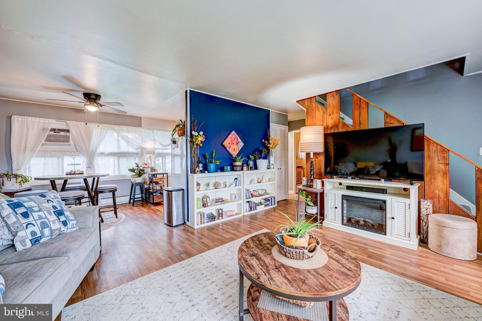 16 Indigo Road Levittown, PA 19057 - Photo 4 of 19 Gallery Image 4