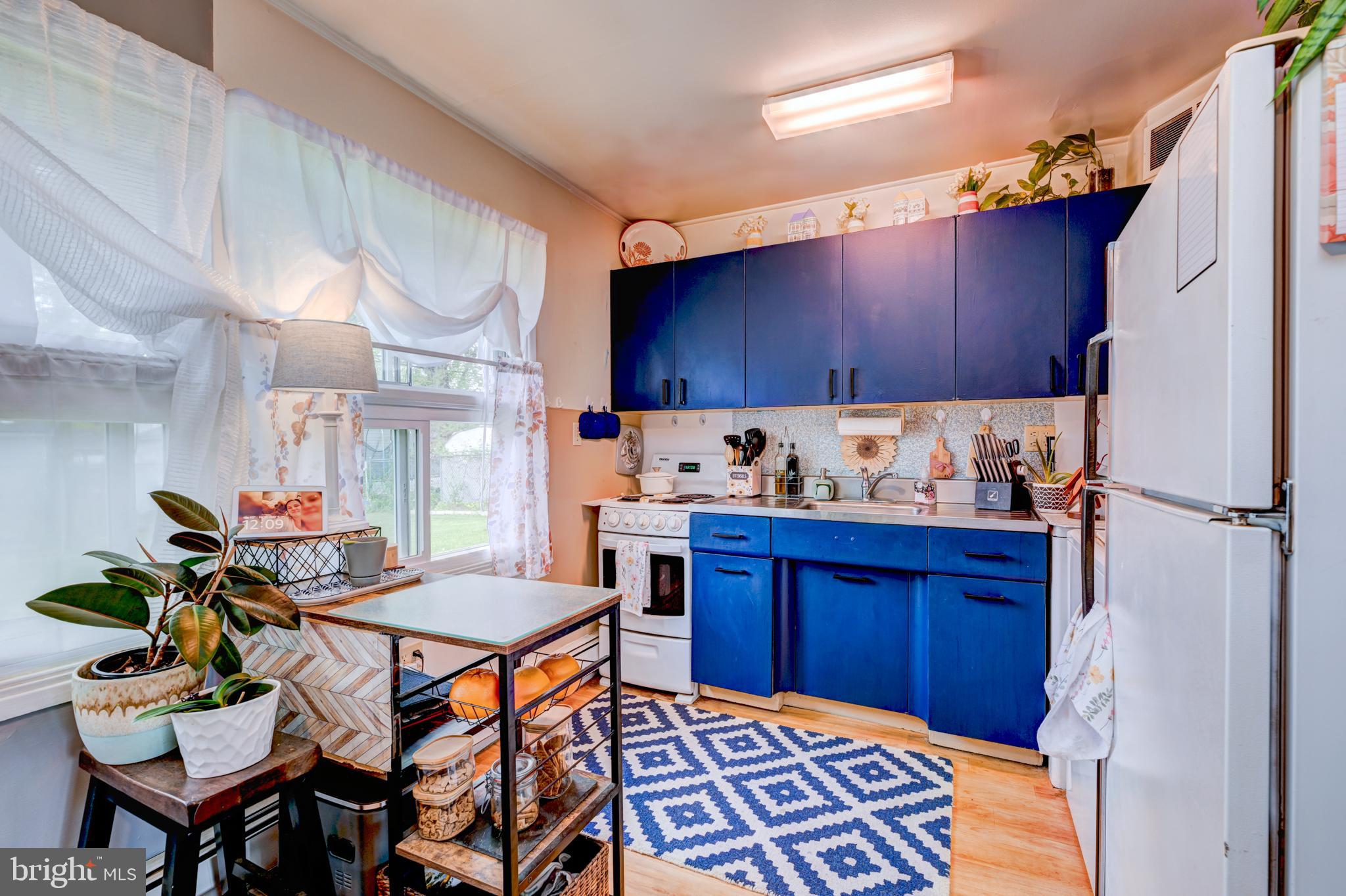 16 Indigo Road Levittown, PA 19057 - Photo 8 of 19 Gallery Image 8