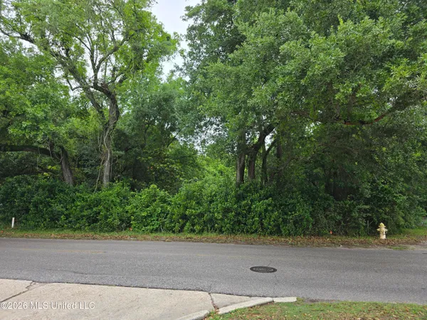 $109,990 | 2015 West 2nd Street, Long Beach, MS 39560
