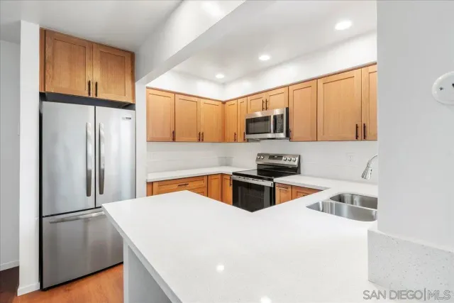 $434,000 | 8069 Caminito De Pizza, Unit A, San Diego, CA 92108