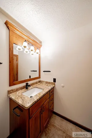 $399,900 | 340 Donna Drive, Idaho Falls, ID 83402