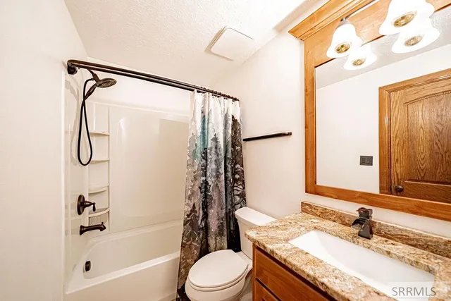 $399,900 | 340 Donna Drive, Idaho Falls, ID 83402