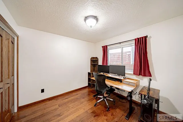 $399,900 | 340 Donna Drive, Idaho Falls, ID 83402