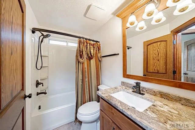 $399,900 | 340 Donna Drive, Idaho Falls, ID 83402