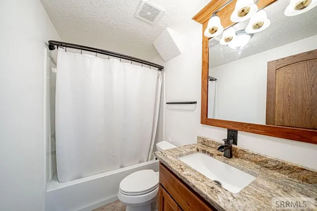 $399,900 | 340 Donna Drive, Idaho Falls, ID 83402