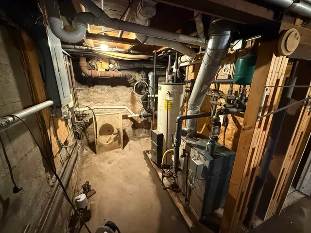 $159,900 | 712 Vine Street, Wisconsin Dells, WI 53965