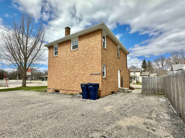 $219,900 | 1321 West Court Street, Janesville, WI 53548