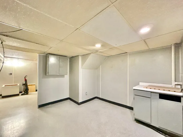 $219,900 | 1321 West Court Street, Janesville, WI 53548