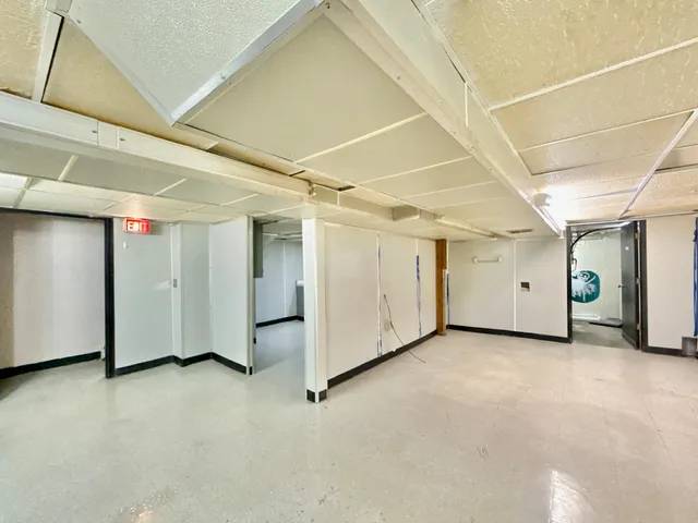 $219,900 | 1321 West Court Street, Janesville, WI 53548