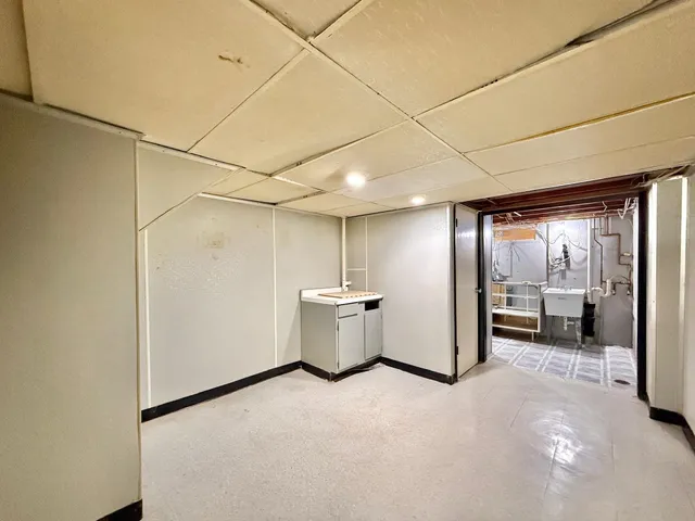 $219,900 | 1321 West Court Street, Janesville, WI 53548