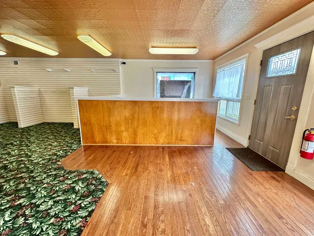 $219,900 | 1321 West Court Street, Janesville, WI 53548