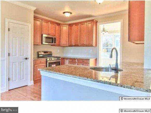 128 Brigantine Road Manahawkin, NJ 08050 - Photo 14 of 21