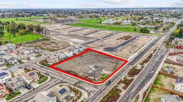 $3,350,000 | 380 Airport Way, Manteca, CA 95337