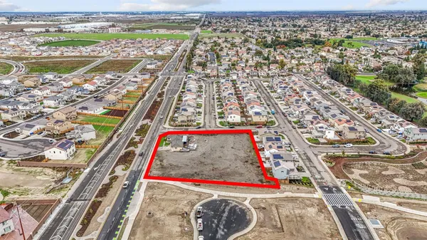 $3,350,000 | 380 Airport Way, Manteca, CA 95337