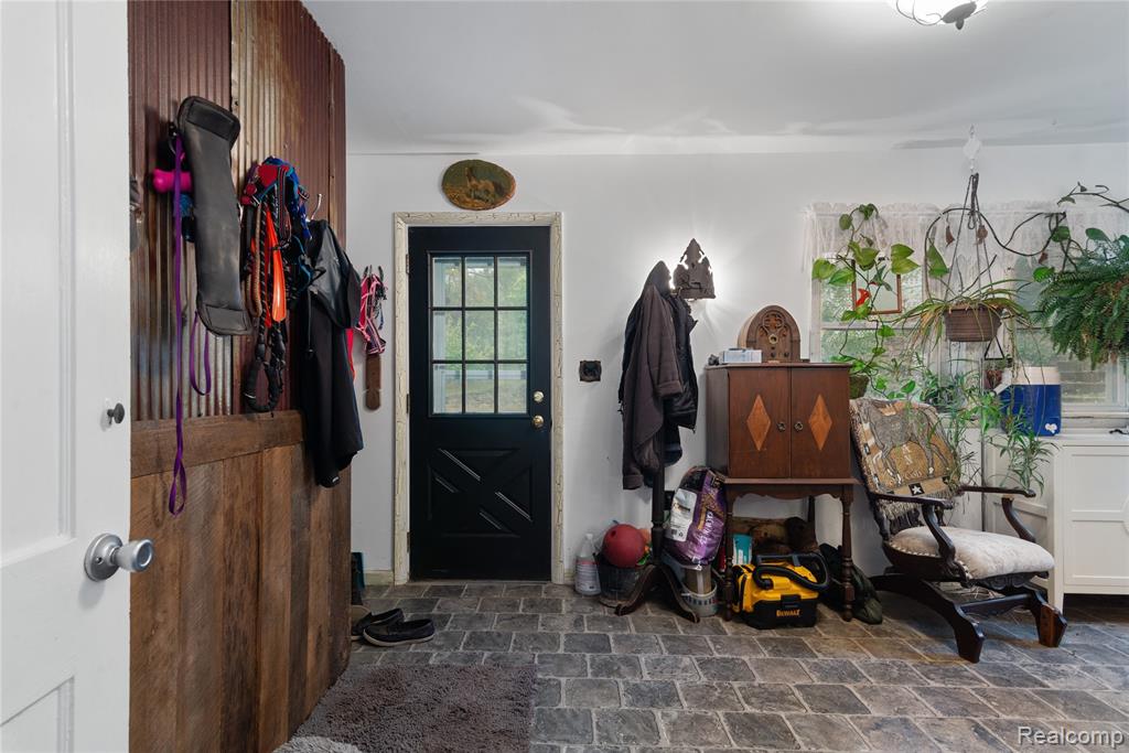 322 East Pere Cheney Road Roscommon, MI 48653 - Photo 10 of 50 Gallery Image 10