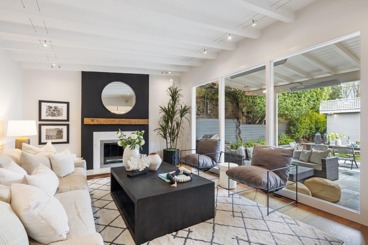 340 Bloomfield Road Burlingame, CA 94010 - Photo 5 of 34 Gallery Image 5