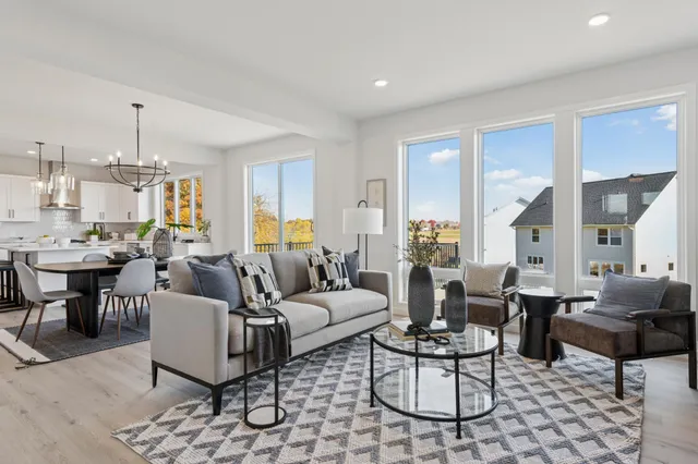 $649,900 | 10030 Corral Way, Victoria, MN 55318