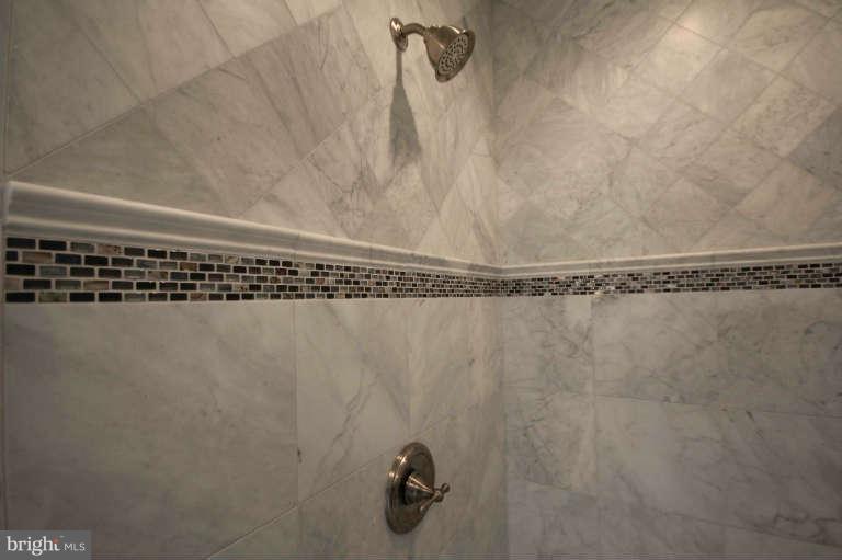 7111 Churchill Road McLean, VA 22101 - Photo 19 of 27 Master Shower