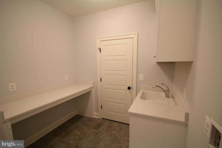 7111 Churchill Road McLean, VA 22101 - Photo 23 of 27 Laundry