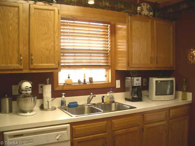 4955 Springhouse Farm Road Winston-Salem, NC 27107 - Photo 5 of 9 Other.