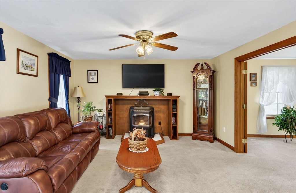 58 Laurel View Road Templeton, MA 01468 - Photo 9 of 30 Gallery Image 9