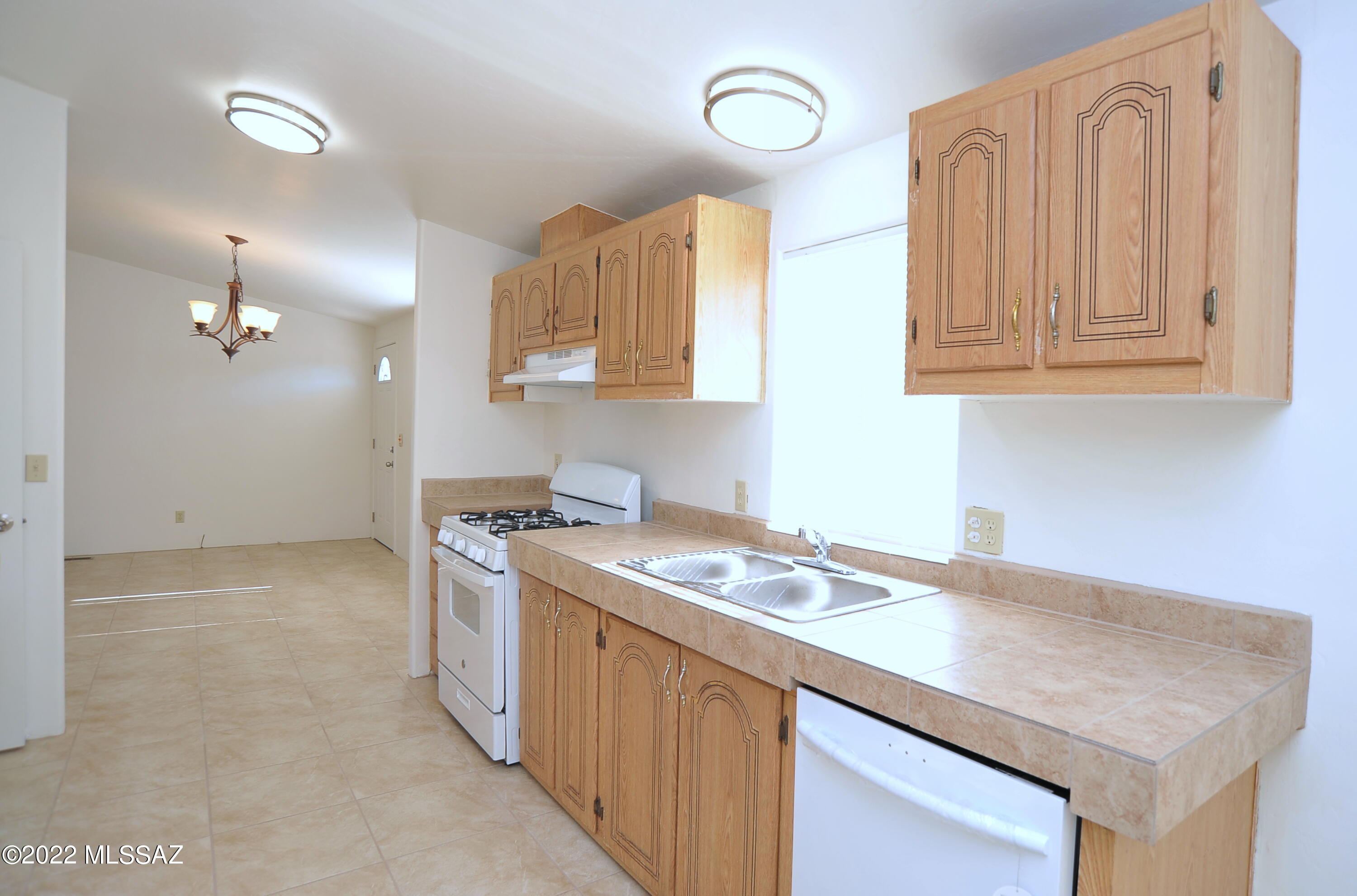 2772 West Quail Road Tucson, AZ 85746 - Photo 10 of 38 Gallery Image 10