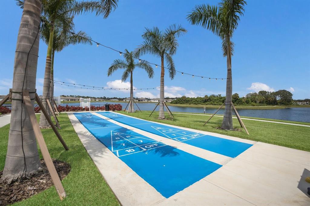 10462 Spring Tide Way Palmetto, FL 34221 - Photo 14 of 18