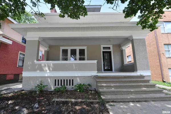 $4,500 | 1027 North University Street, Peoria, IL 61606