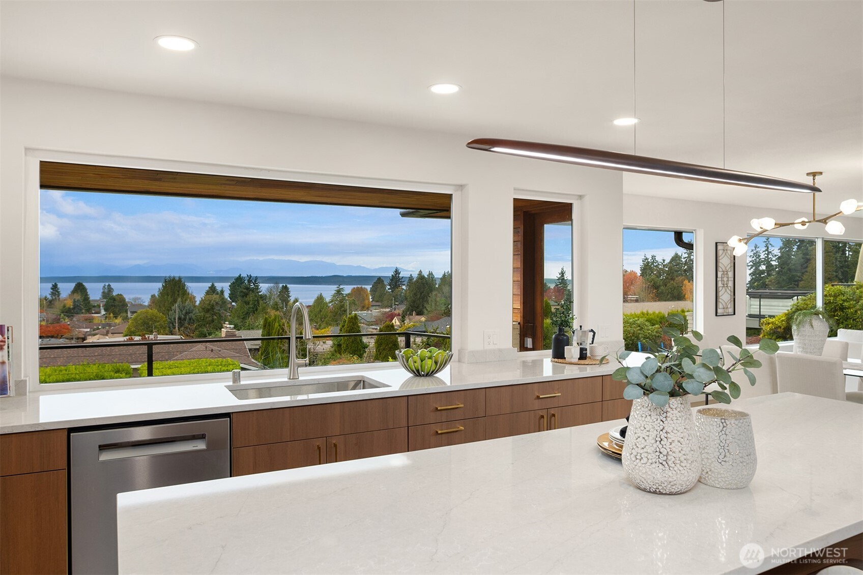 12711 9th Avenue Northwest Seattle, WA 98177 - Photo 11 of 40 a lobby with a large window and dining table