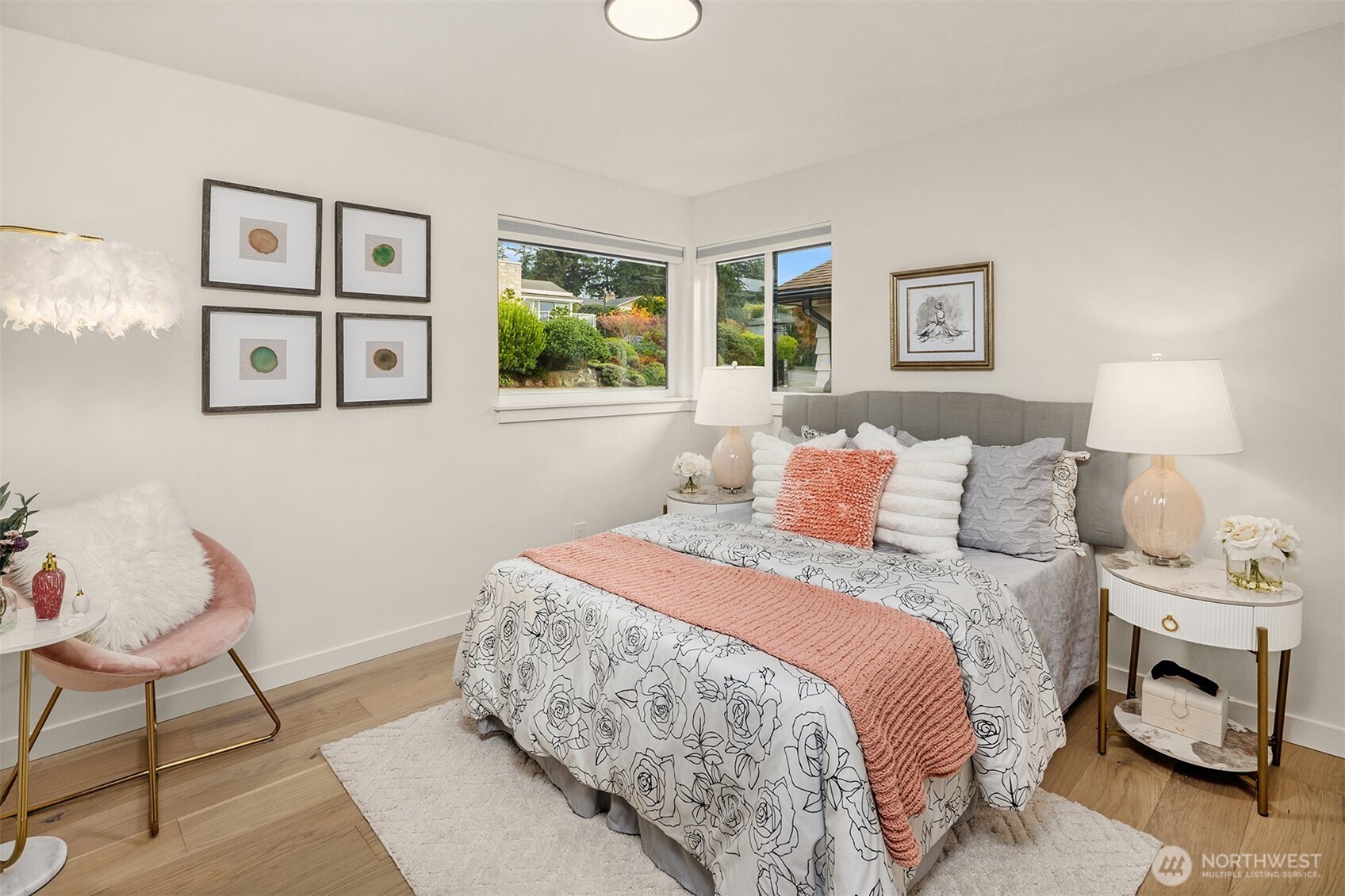 12711 9th Avenue Northwest Seattle, WA 98177 - Photo 23 of 40 a bedroom with a bed and lamp