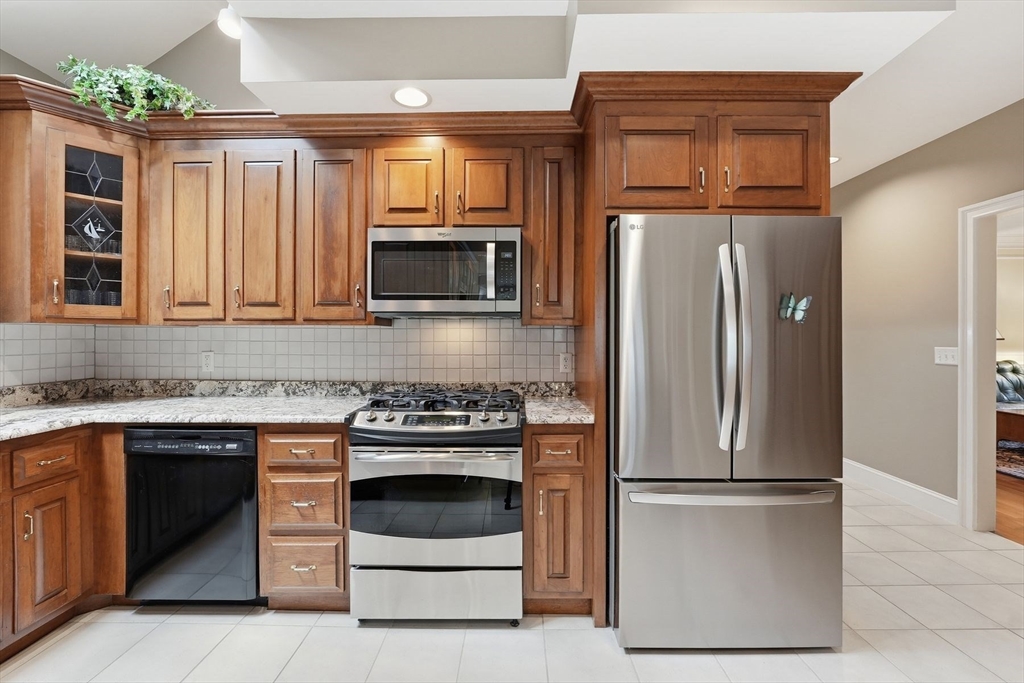 17 Jacob Amsden Road Westborough, MA 01581 - Photo 9 of 42