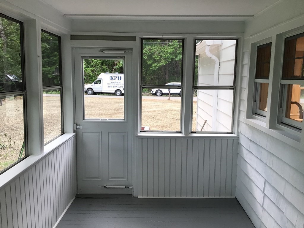 229 Pleasantdale Road Rutland, MA 01543 - Photo 9 of 23